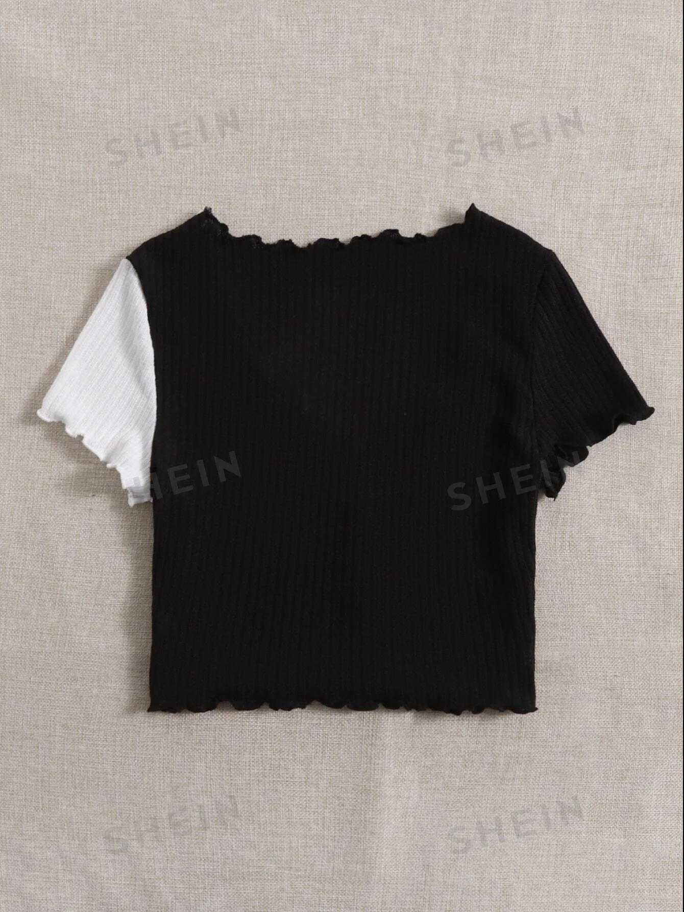 Two Tone Lettuce Trim Tee - Image 3
