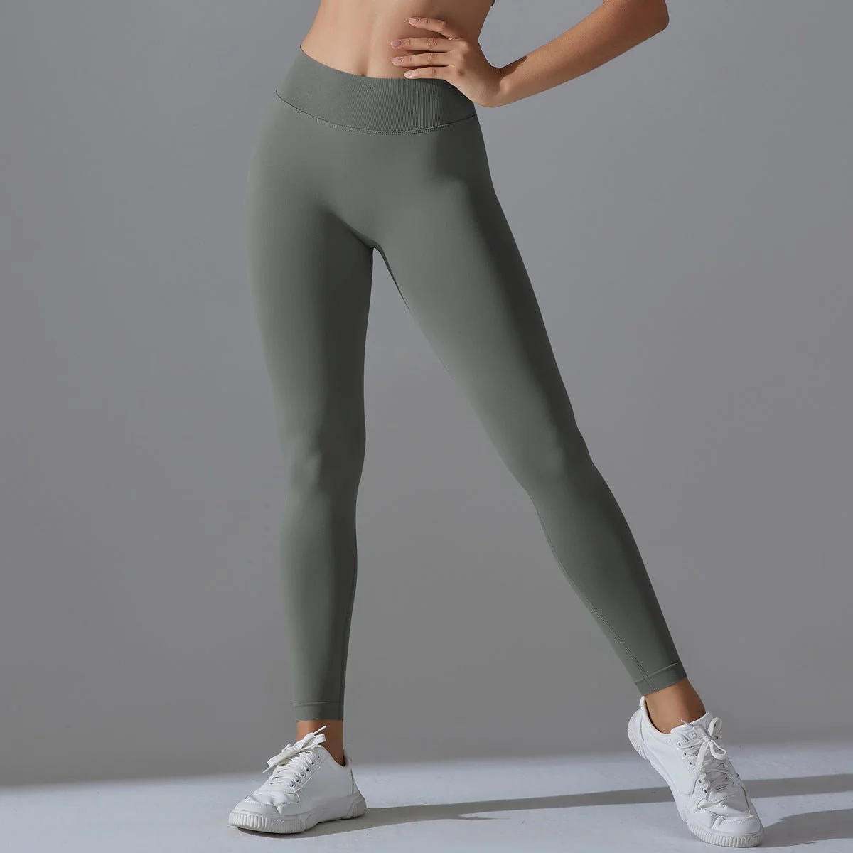 V-Back Sculpt Leggings | Architectural. Anatomical. Absolute.