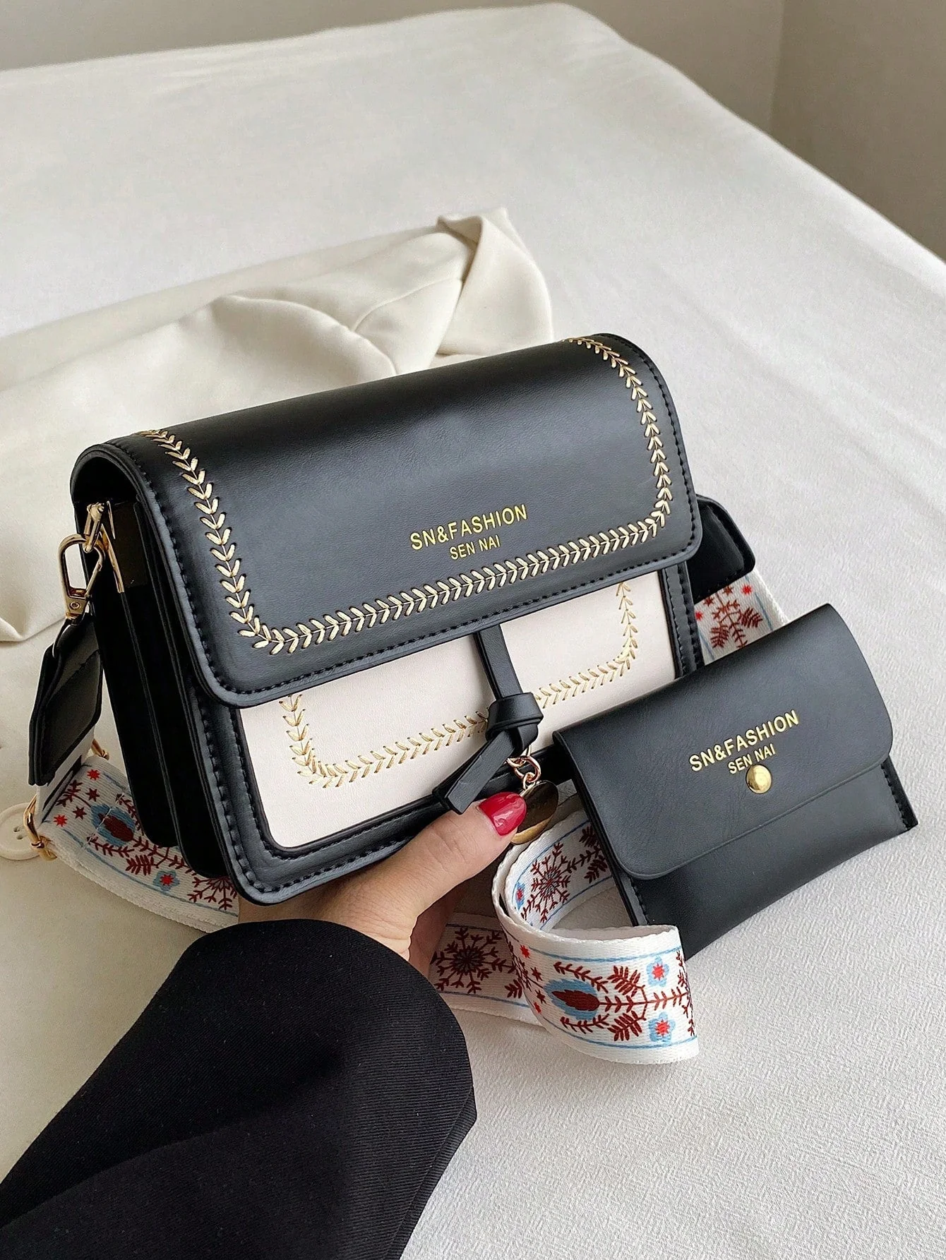 Versatile new crossbody bag - Image 27