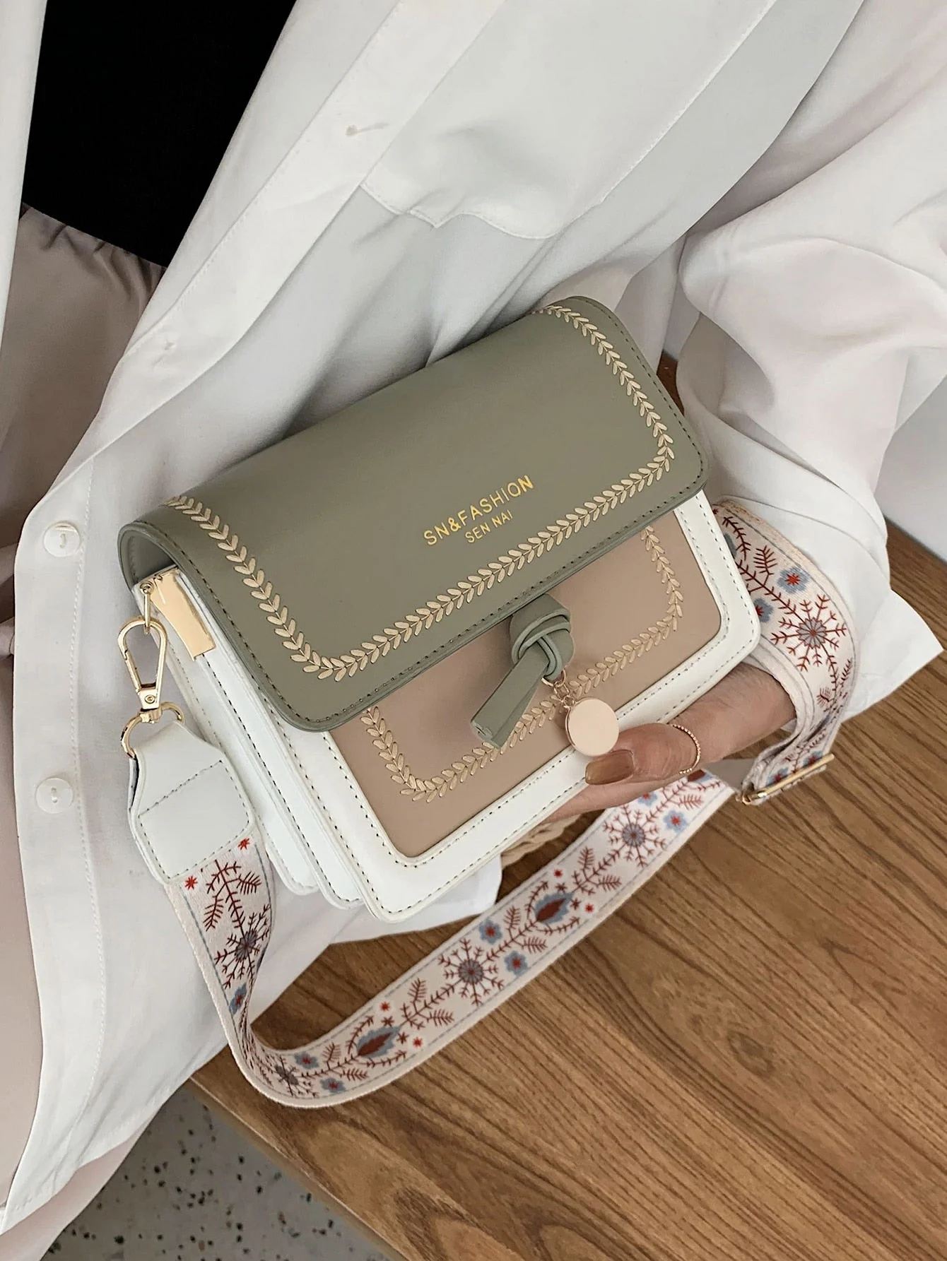 Versatile new crossbody bag FD