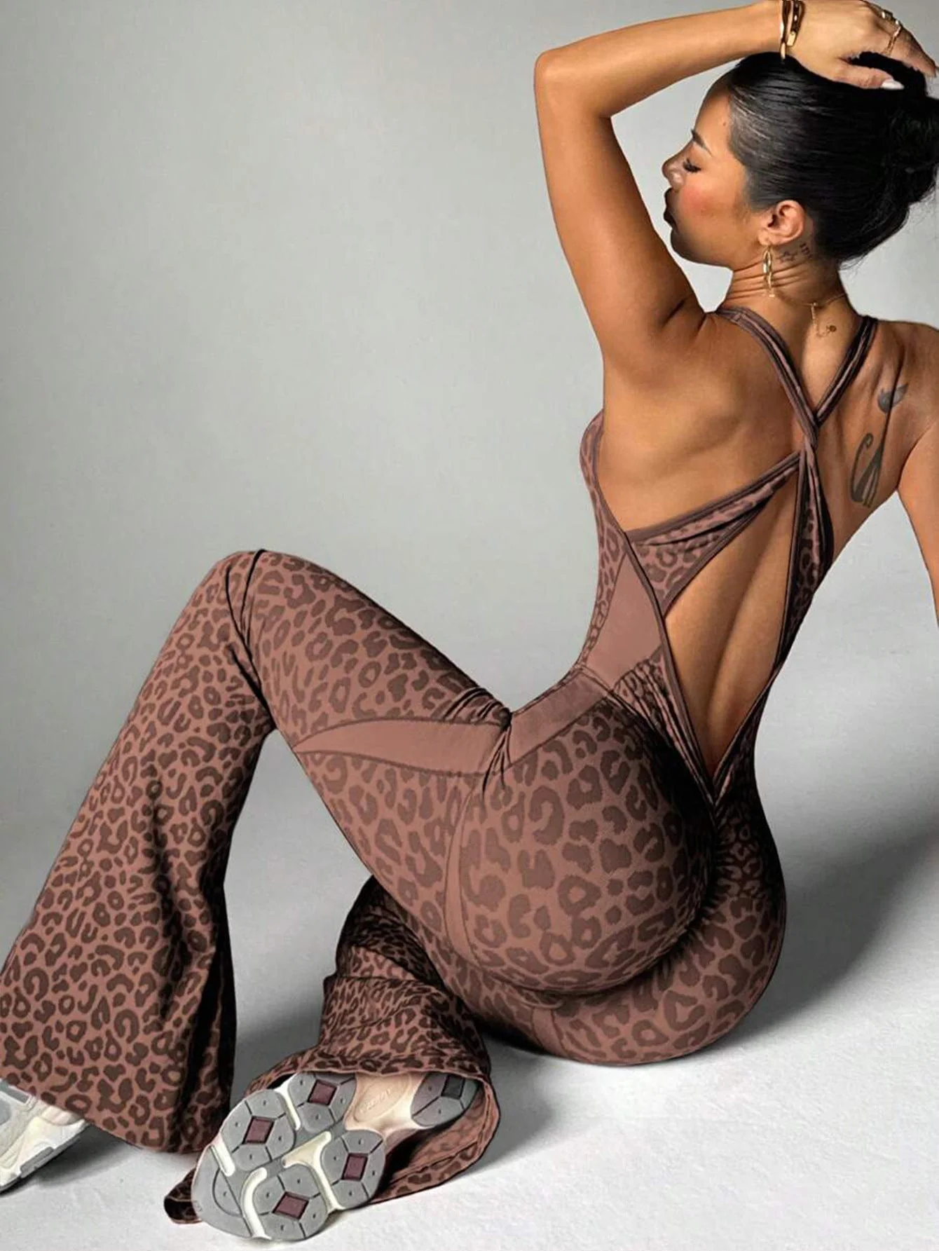 Wild Pulse | Cross-Back Seamless Leopard Jumpsuit - Image 5