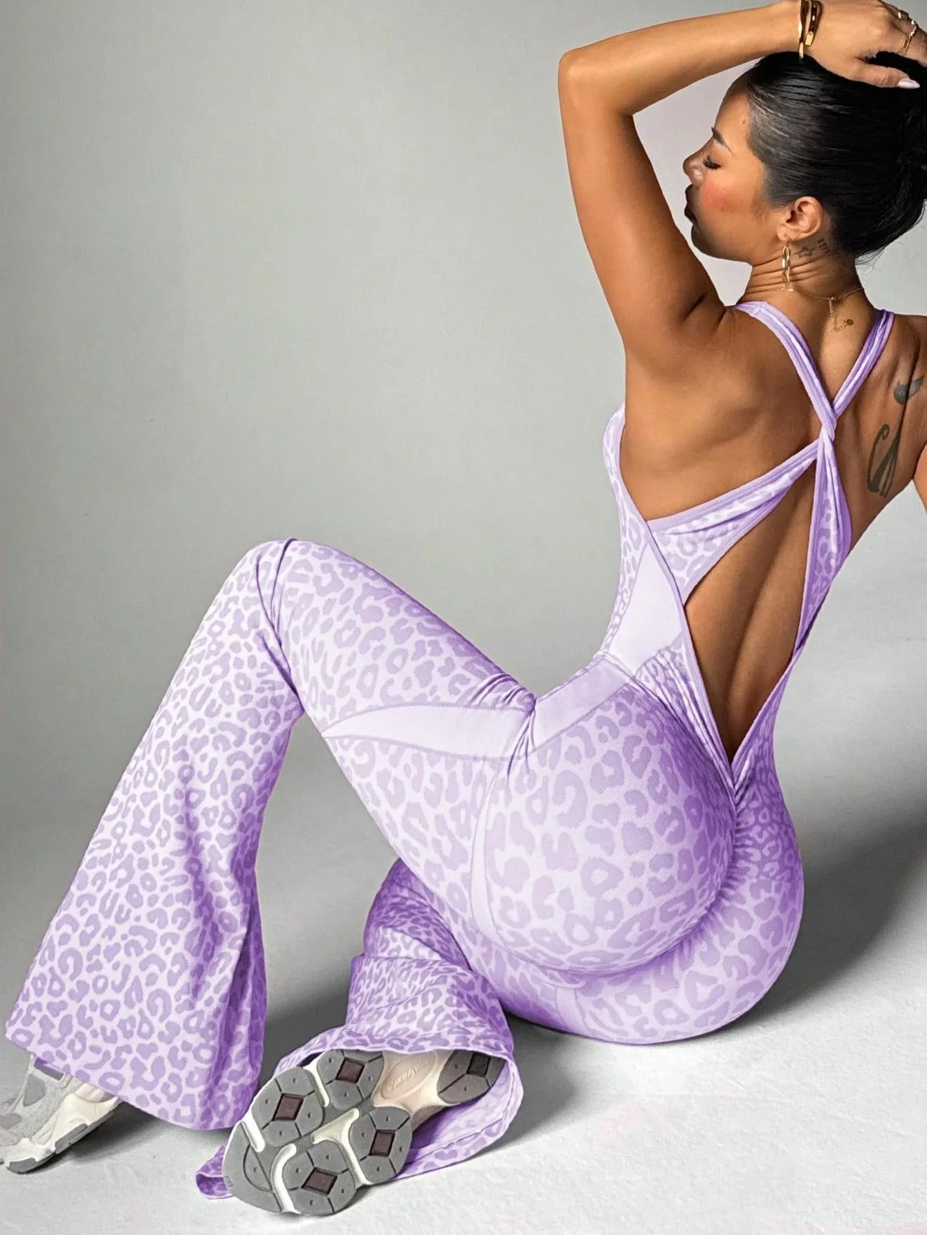 Wild Pulse | Cross-Back Seamless Leopard Jumpsuit - Image 7