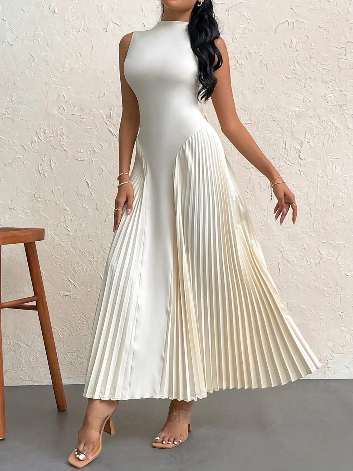 Women Elegant Pleated Tight-Fitting A-Line Dress - Image 6