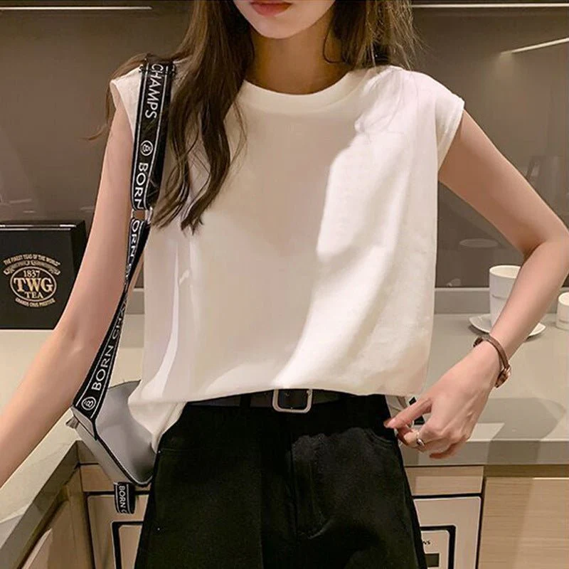 Women Loose Round Neck Sleeveless Top - Image 7