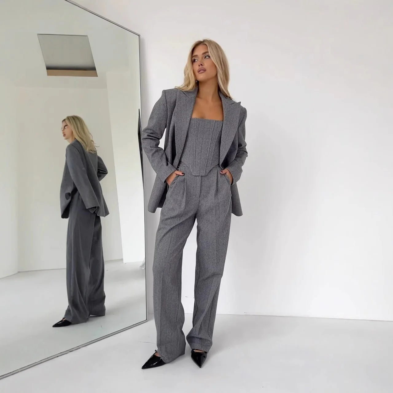 Women’s Elegant Two-Piece Pants Suit – Long Sleeve Polyester Casual Set in Grey or Pink | Temperament Commuter Style