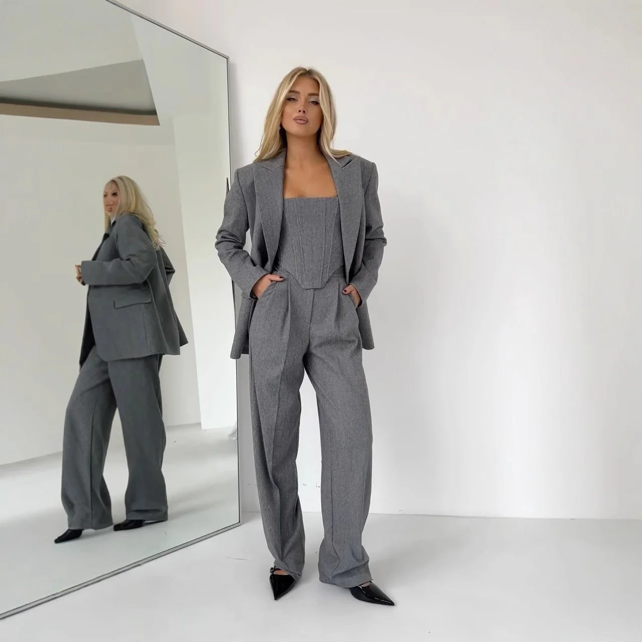Women’s Elegant Two-Piece Pants Suit – Long Sleeve Polyester Casual Set in Grey or Pink | Temperament Commuter Style - Image 2