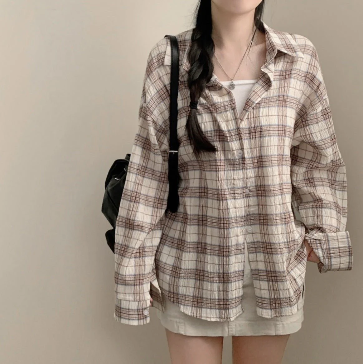 Women’s Plaid Button-Up Shirt – Long Sleeve Polo Collar Blouse | Elegant Urban Commuter Style