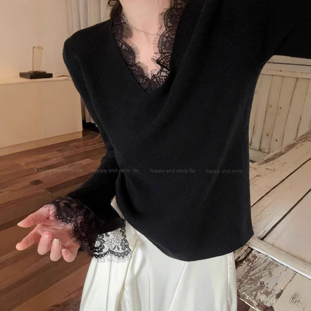 Women’s Slim-Fit V-Neck Pullover Sweater – Sweet & Fresh Style with Lace and Gauze, Autumn 2025 - Image 2