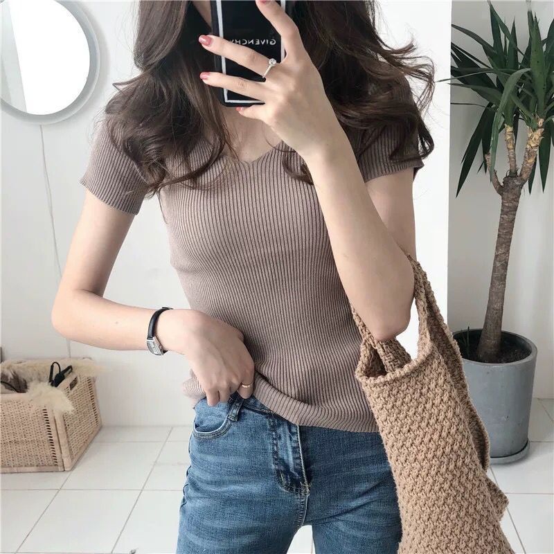 Women’s V-Neck Slim-Fit Knit Top – Lightweight Commuter Elegance - Image 7