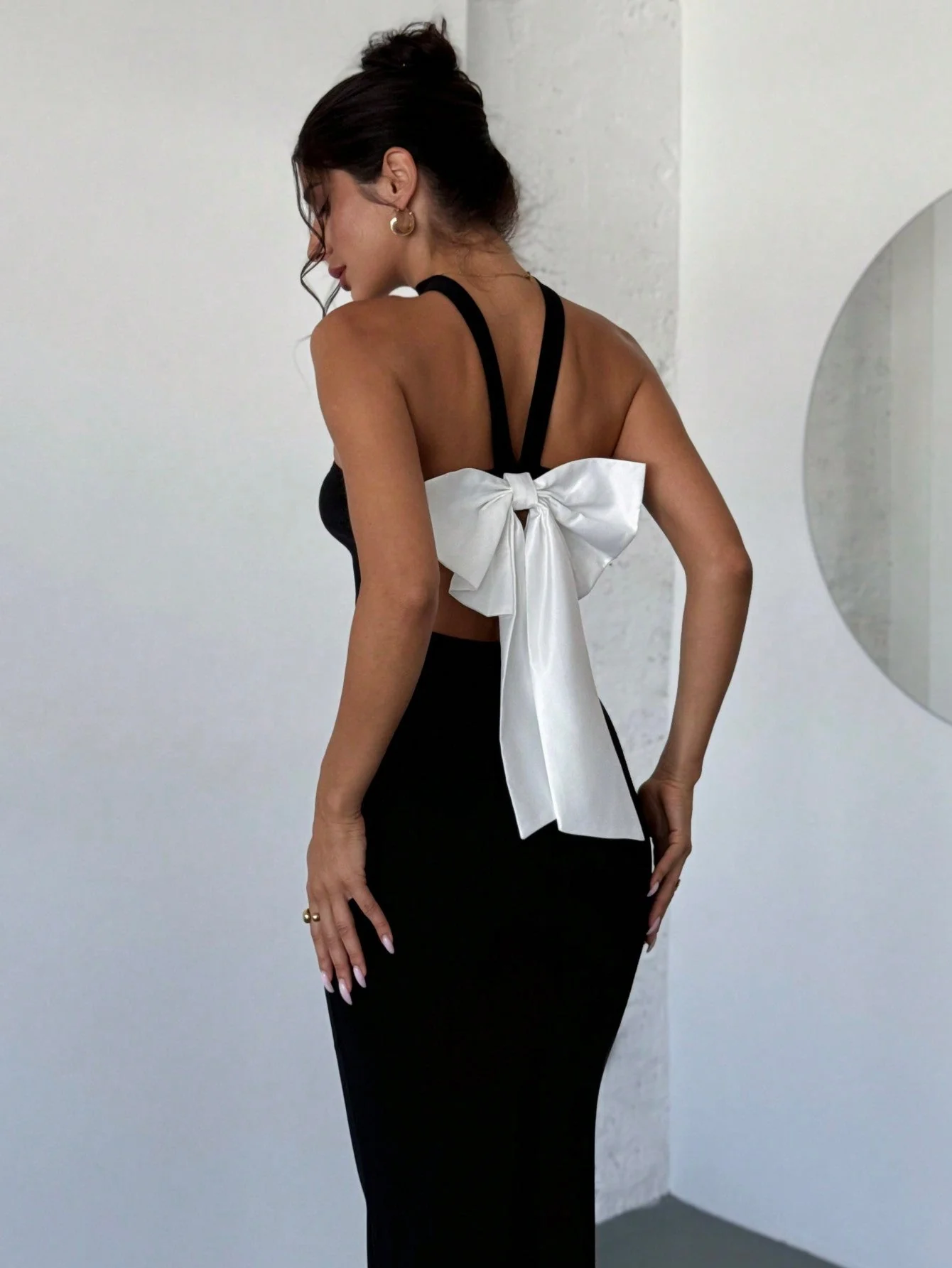 Women's Elegant Romantic Colorblock Backless Contrast Bow Tie Dress - Image 6