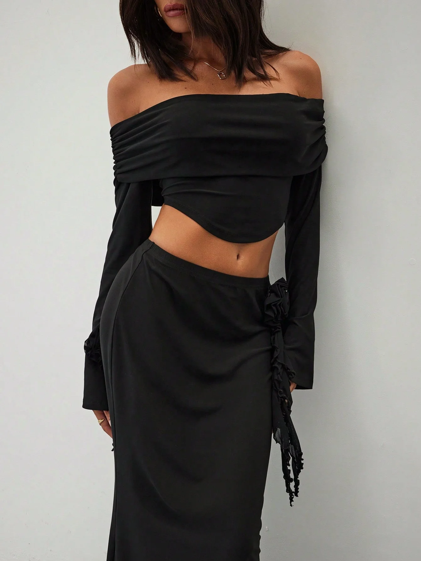 Women's Elegant Sxy Asymmetrical Top And Low Waist Bodycon Skirt  Sets With 3D Flowers - Image 4