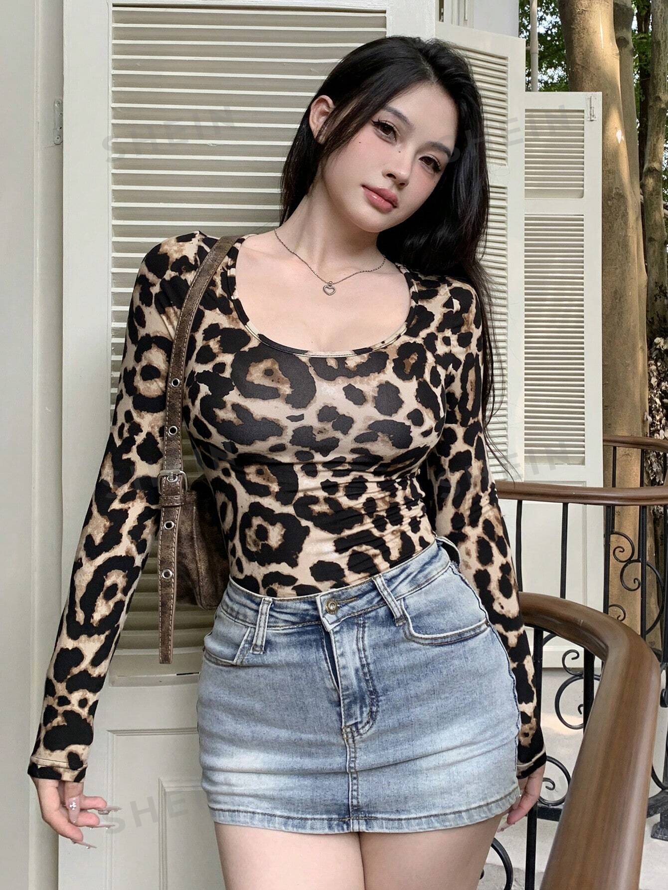 Women's Leopard Print Fitted Crew Neck T-Shirt - Image 5